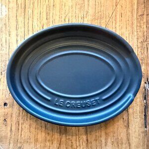 Le Creuset Stoneware Oval Spoon Rest Licorice Matte Black NEW